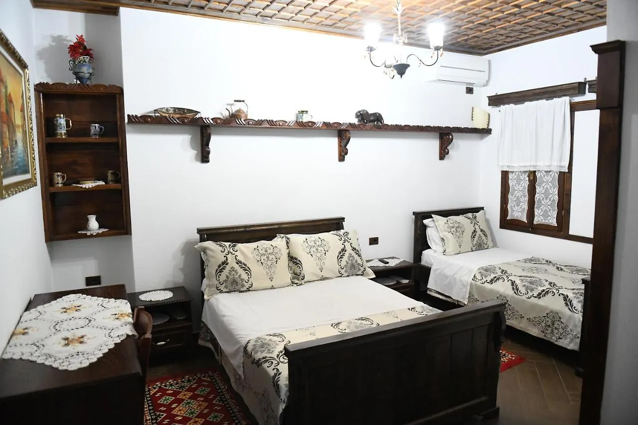 Hotel Kaceli Berat 4*,